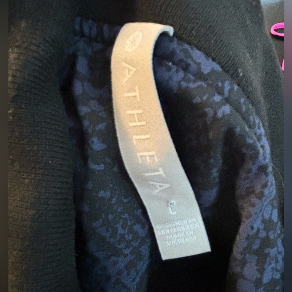 Athleta Brooklyn Track Bomber Jacket Blue Zip Pockets Snake Print Gym Large - Picture 5 of 8